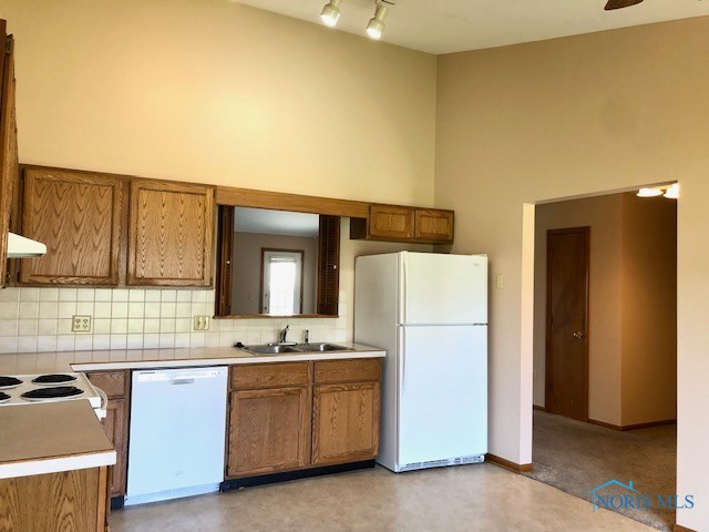 Findlay, Ohio 45840, United States, 2 Bedrooms Bedrooms, ,2 BathroomsBathrooms,Residential,Active,114498