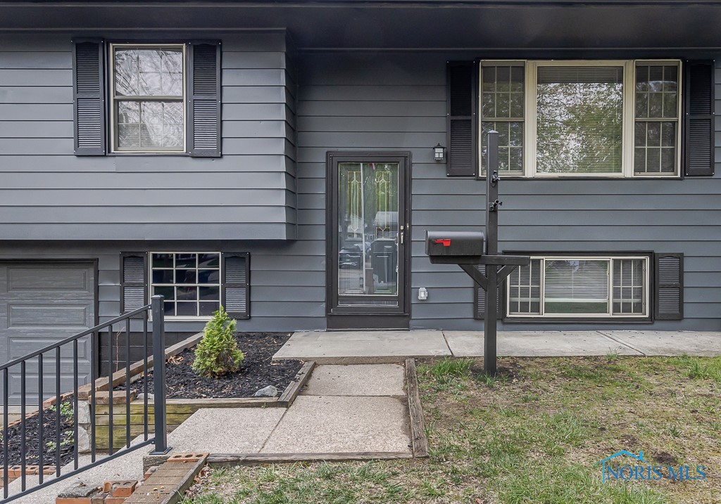 2509 Orchard Hills Boulevard, Toledo, Ohio image 6