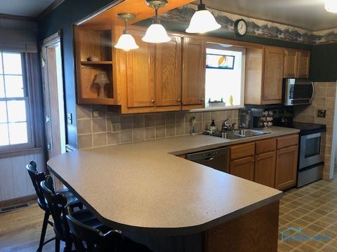 Tiny photo for 201 Briar Hill Road, North Baltimore, OH 45872 (MLS # 6136422)