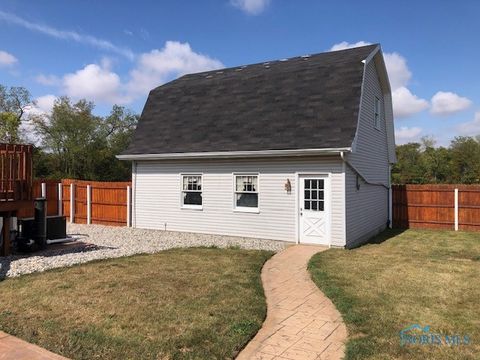 Tiny photo for 201 Briar Hill Road, North Baltimore, OH 45872 (MLS # 6136422)