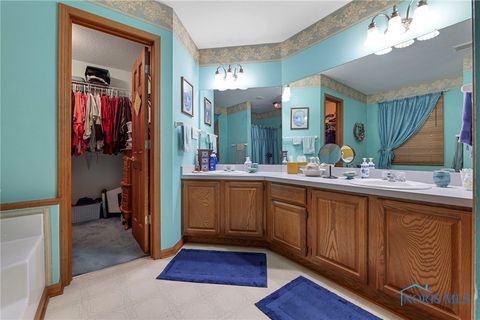 Tiny photo for 22059 W Bittersweet Lane, Curtice, OH 43412 (MLS # 6136826)