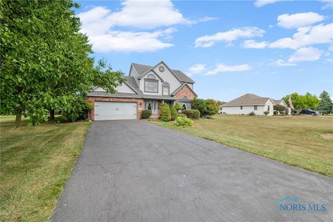Photo of 22059 W Bittersweet Lane, Curtice, OH 43412 (MLS # 6136826)