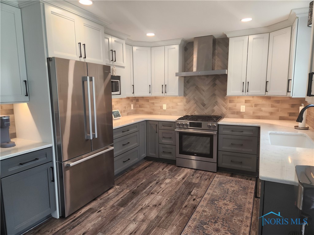 8126 Trent Lock Drive, Waterville, Ohio image 14