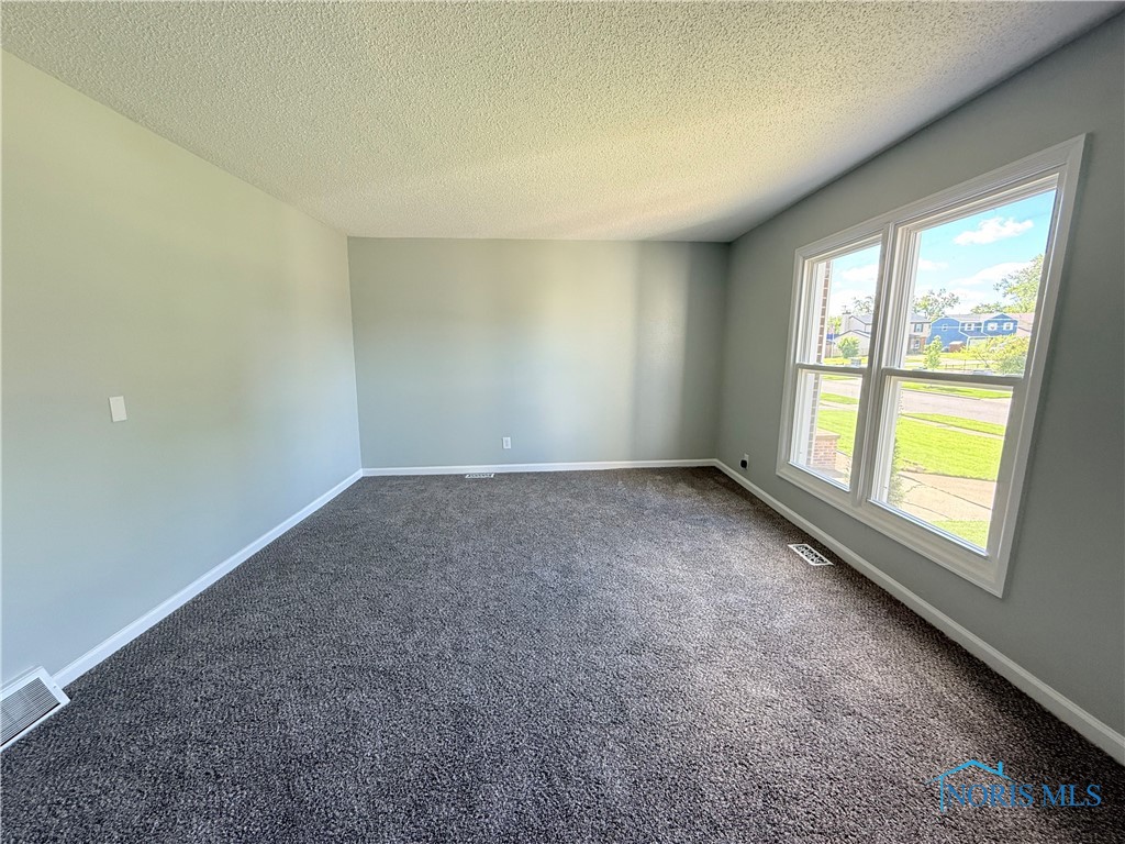2655 101st Street, Toledo, Ohio image 2