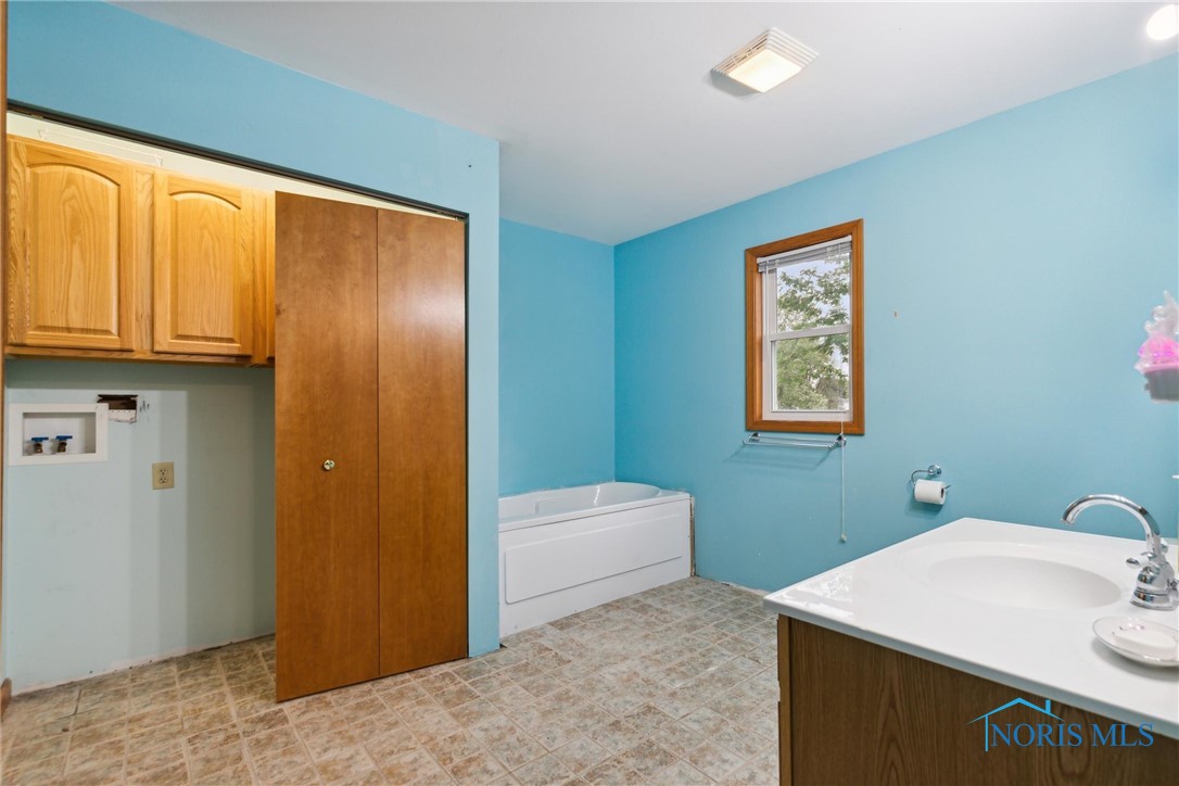 1704 N Genoa Clay Center Road #R, Genoa, Ohio image 28