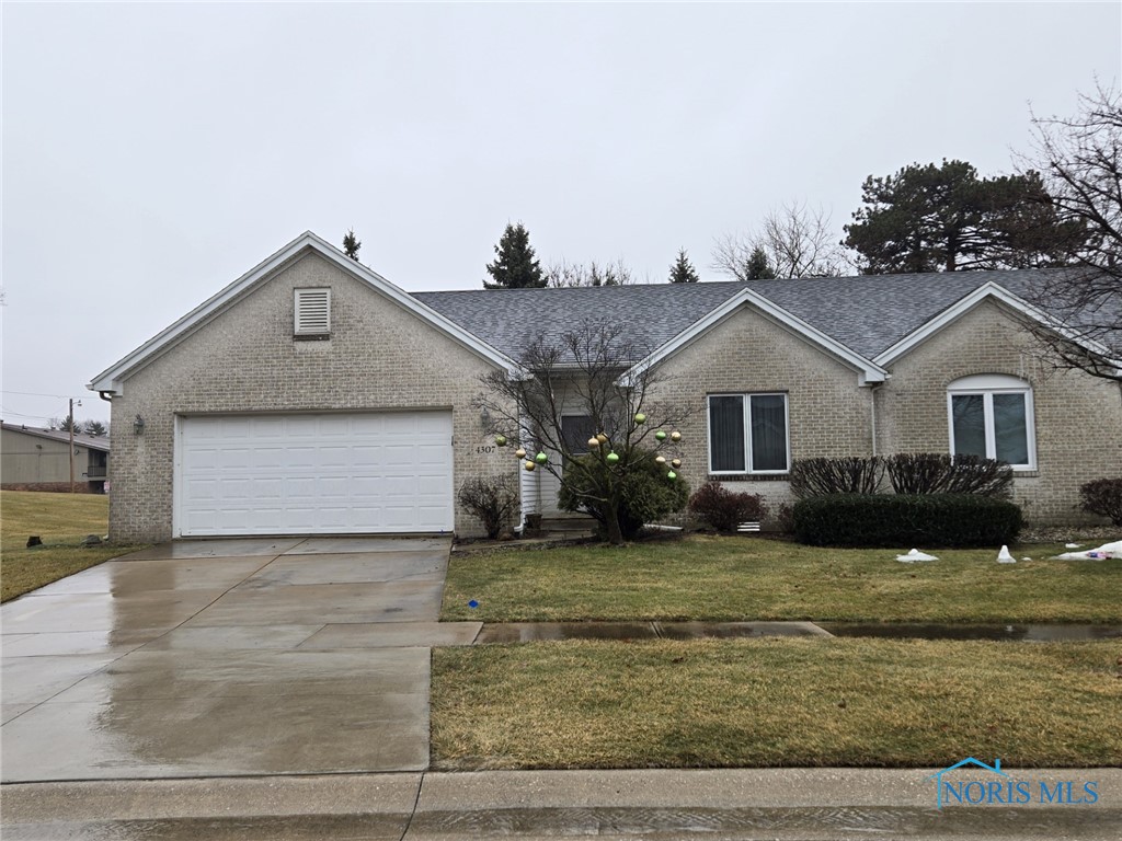4307 S Watercrest Drive, Toledo, Ohio image 1