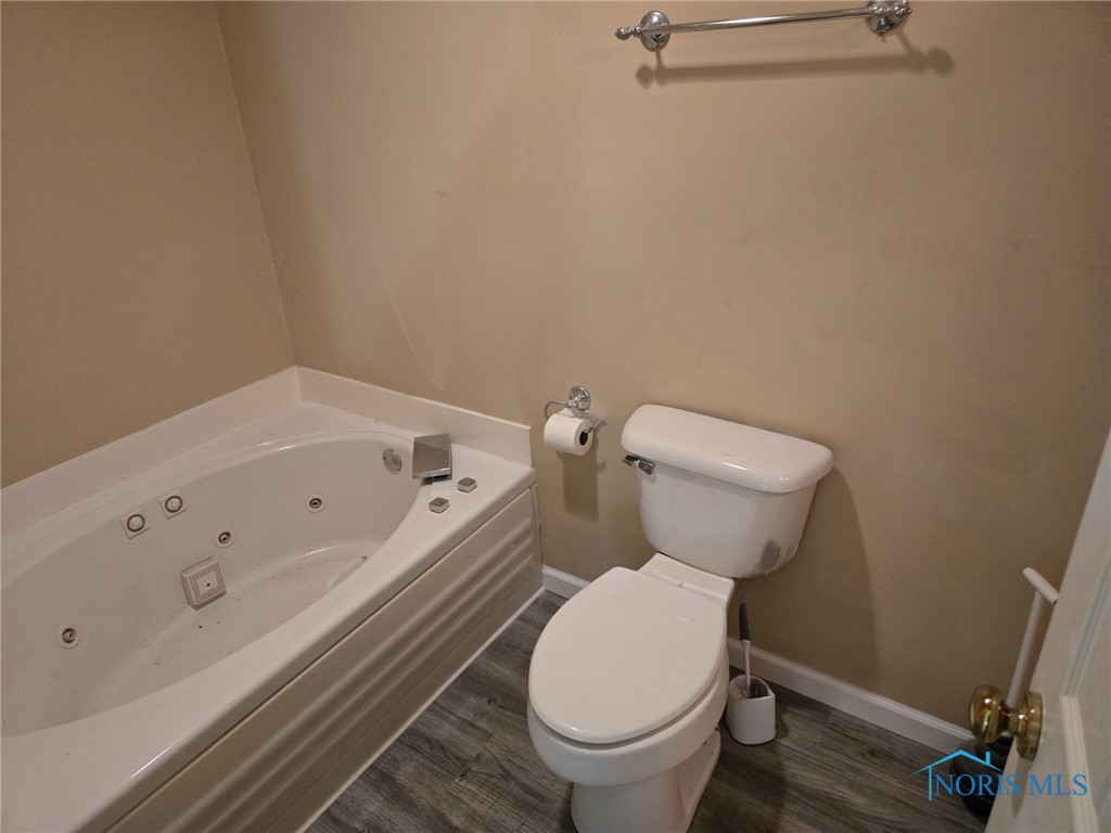 4307 S Watercrest Drive, Toledo, Ohio image 11