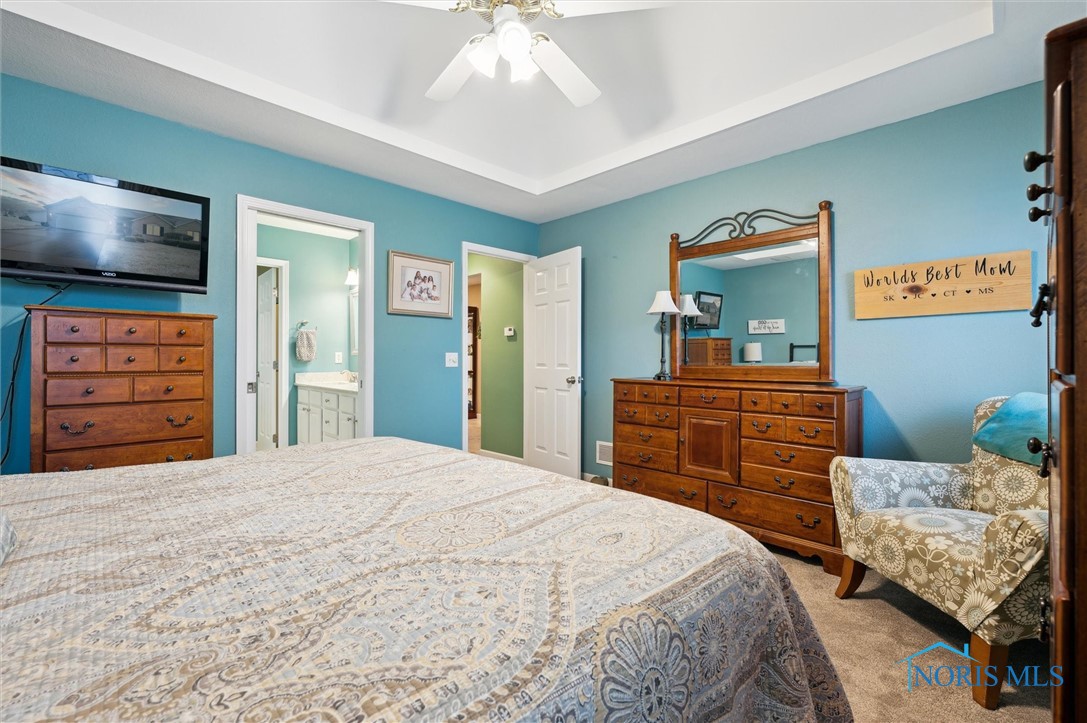 4611 W Blackstone Drive, Maumee, Ohio image 18