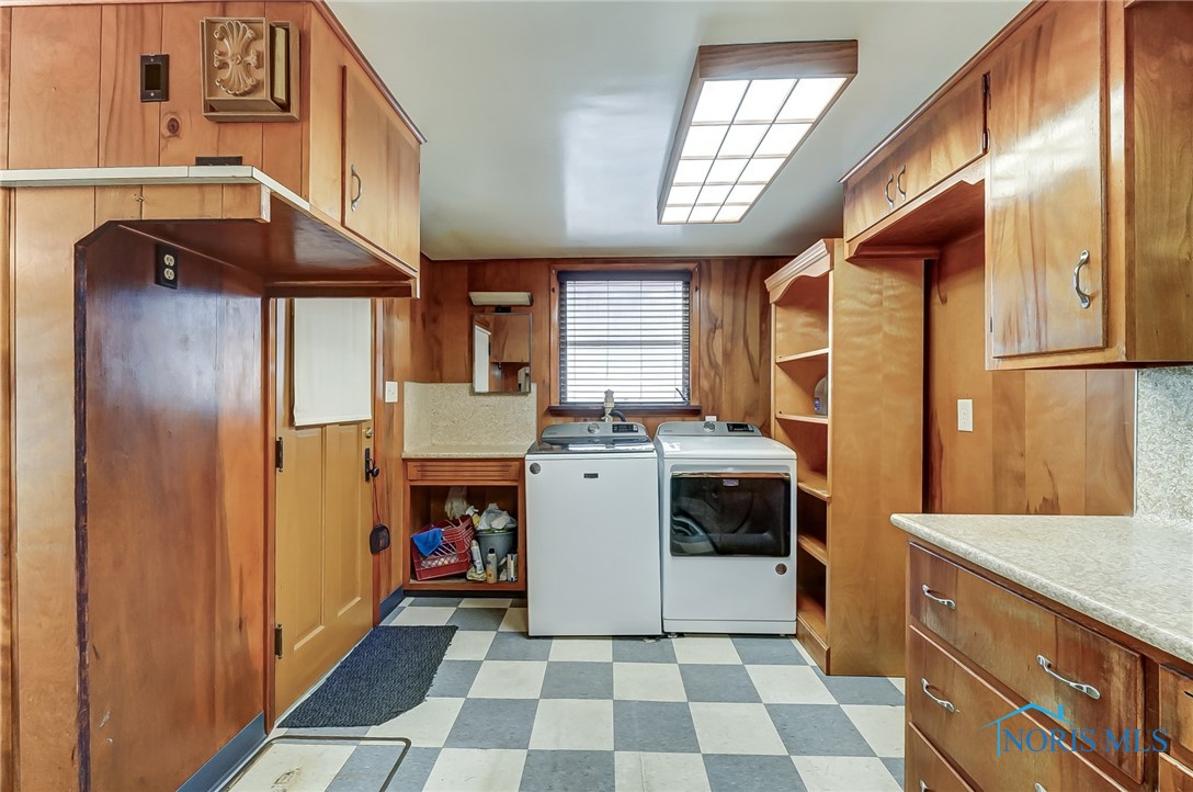 7149 Wales Road, Northwood, Ohio image 24