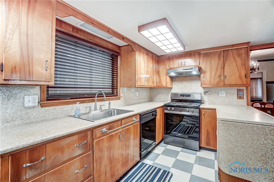 7149 Wales Road, Northwood, Ohio image 21