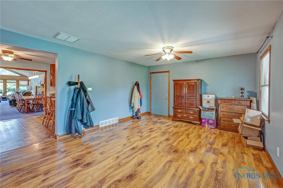 9725 Rudolph Road, Rudolph, Ohio image 4