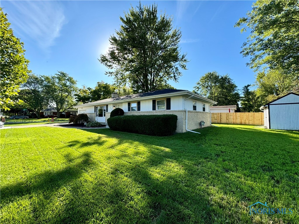 721 Jefferson Drive, Bowling Green, Ohio image 3