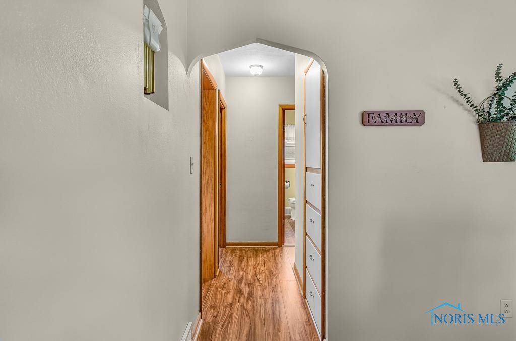 19016 W Orchard Drive, Elmore, Ohio image 21