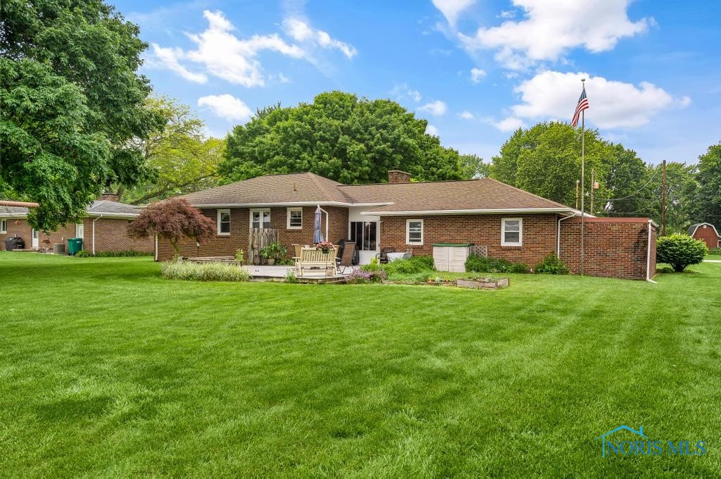 19016 W Orchard Drive, Elmore, Ohio image 46