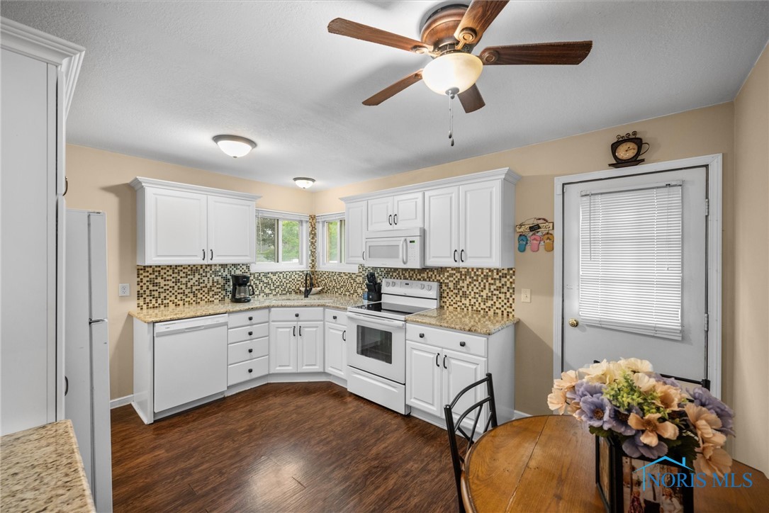 1636 Norcross Drive, Oregon, Ohio image 7