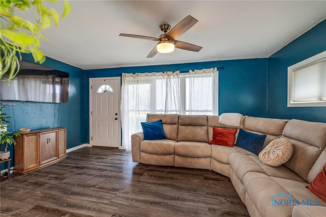 555 W 9th Street, Perrysburg, Ohio image 10