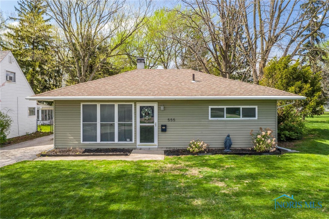 555 W 9th Street, Perrysburg, Ohio image 1