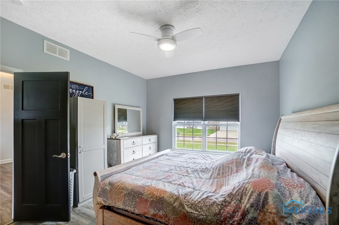 12825 Chickory Drive, Van Buren, Ohio image 14