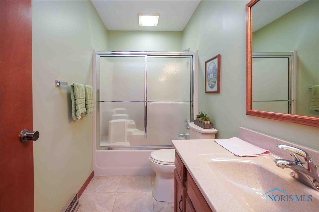 2025 Bluestone Drive #U2, Findlay, Ohio image 24