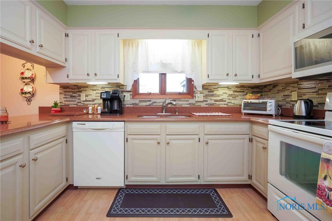 2025 Bluestone Drive #U2, Findlay, Ohio image 9