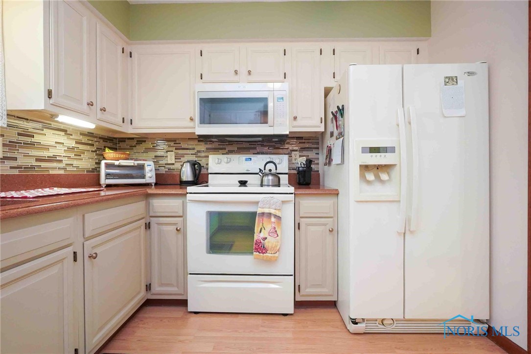 2025 Bluestone Drive #U2, Findlay, Ohio image 12
