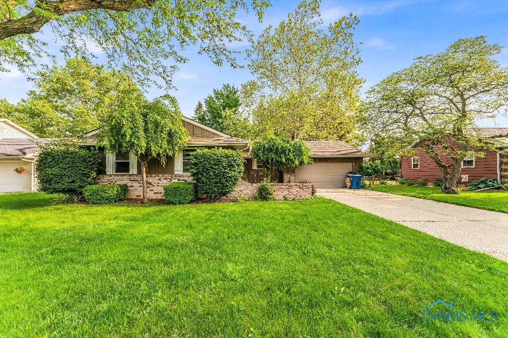 838 Liberty Drive, Waterville, Ohio image 1