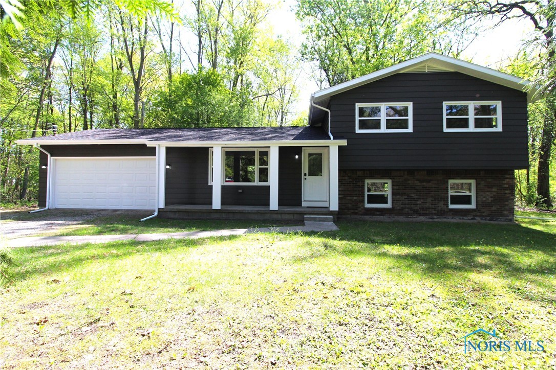 630 N Schwamberger Road, Holland, Ohio image 1
