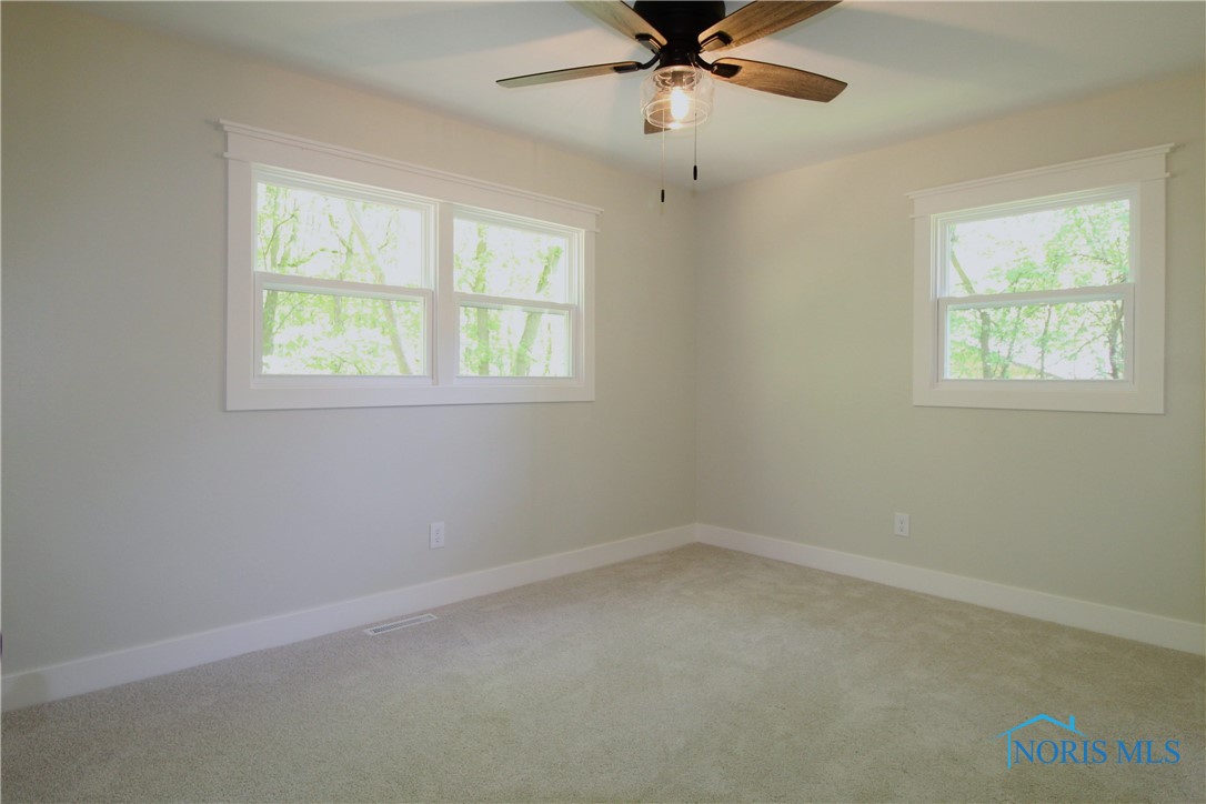 630 N Schwamberger Road, Holland, Ohio image 25