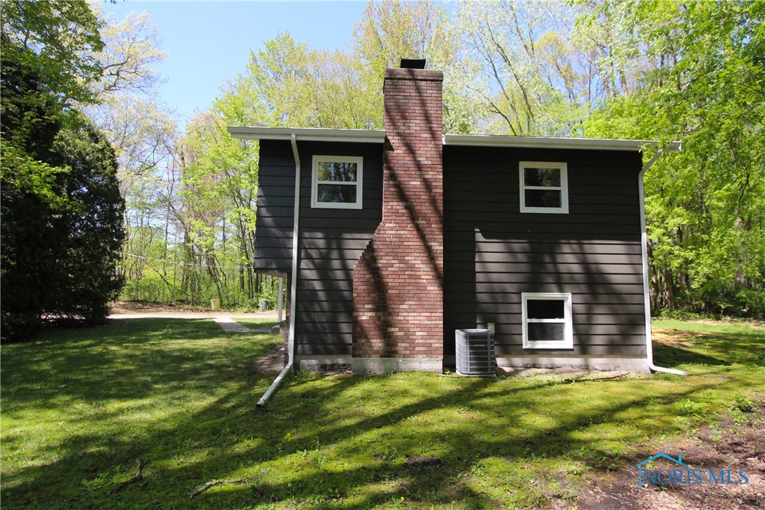 630 N Schwamberger Road, Holland, Ohio image 35