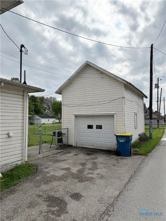 318 S Main Street, North Baltimore, Ohio image 12