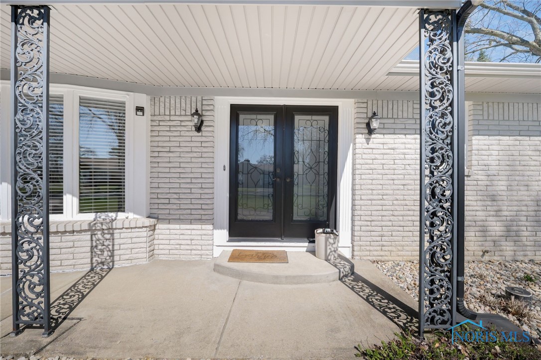 111 Rosedale Place, Rossford, Ohio image 7