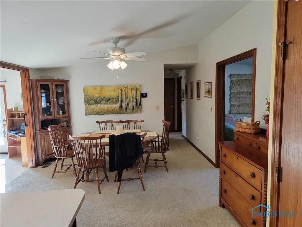 1057 W Poe Road, Bowling Green, Ohio image 10