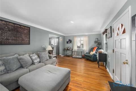 Tiny photo for 2541 Goddard Road, Toledo, OH 43606 (MLS # 6136635)