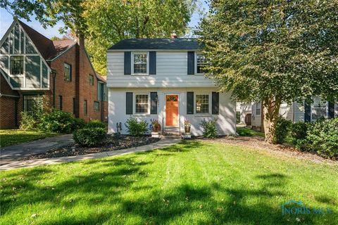 Tiny photo for 2541 Goddard Road, Toledo, OH 43606 (MLS # 6136635)