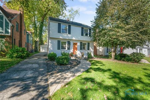 Tiny photo for 2541 Goddard Road, Toledo, OH 43606 (MLS # 6136635)