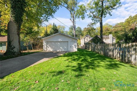 Tiny photo for 2541 Goddard Road, Toledo, OH 43606 (MLS # 6136635)