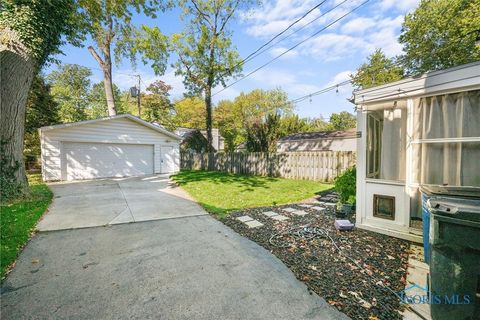 Tiny photo for 2541 Goddard Road, Toledo, OH 43606 (MLS # 6136635)