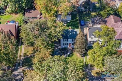 Tiny photo for 2541 Goddard Road, Toledo, OH 43606 (MLS # 6136635)