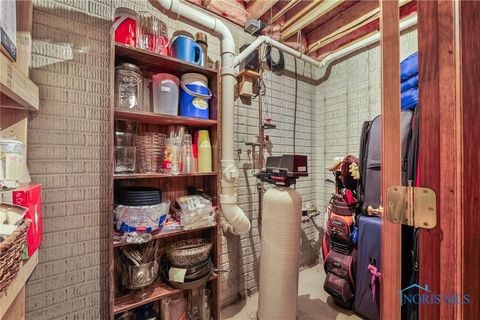 Tiny photo for 416 Castle Cove, Genoa, OH 43430 (MLS # 6136721)