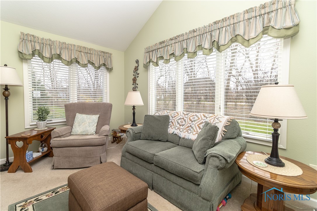 4606 Blackstone Drive, Maumee, Ohio image 10