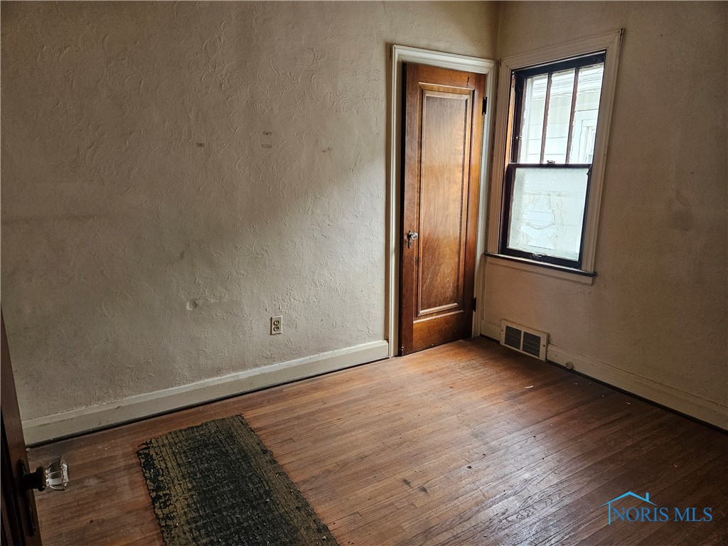 1745 Stahlwood Avenue, Toledo, Ohio image 9