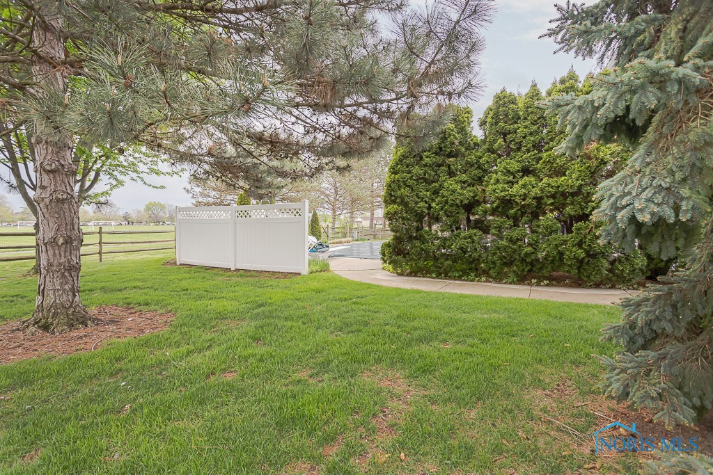 26494 Laurel Lane, Perrysburg, Ohio image 44