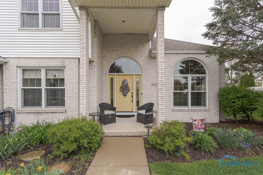 26494 Laurel Lane, Perrysburg, Ohio image 2