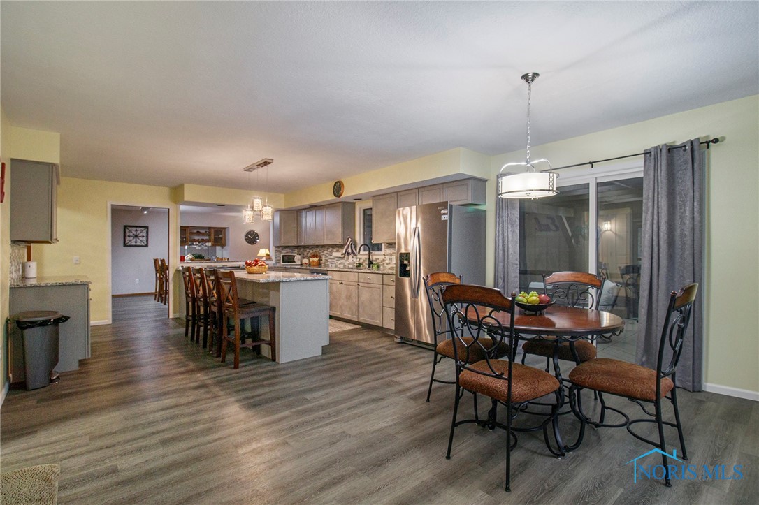 832 S Centennial Road