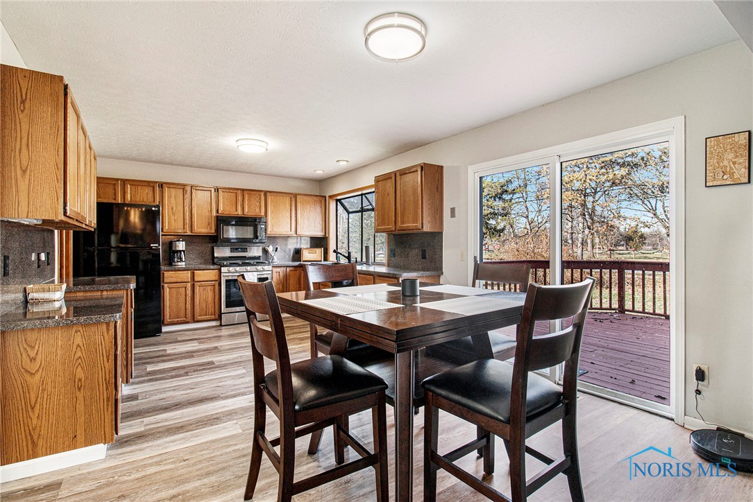 6900 Barleyton Circle, Sylvania, Ohio image 10