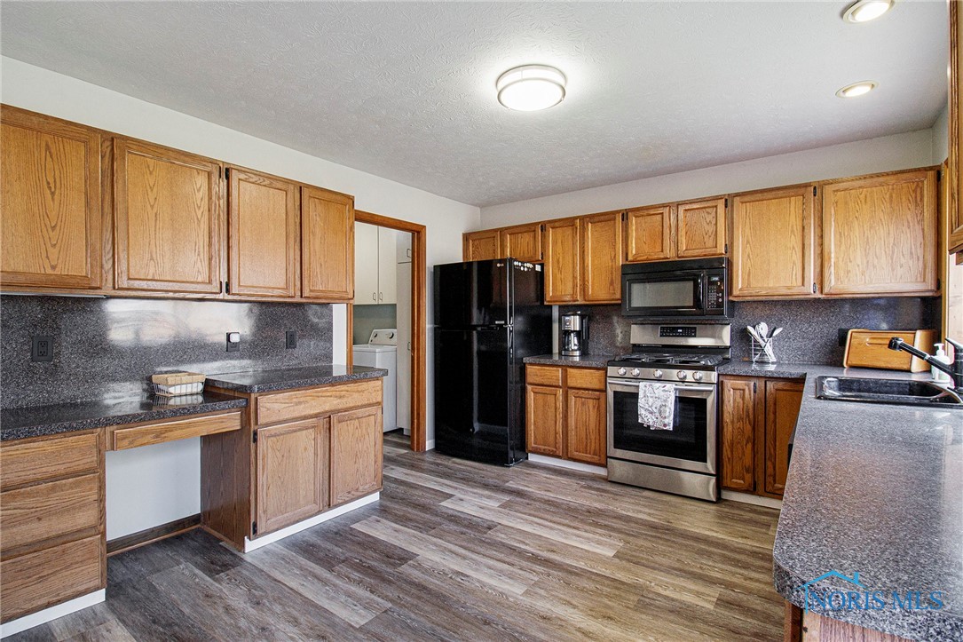 6900 Barleyton Circle, Sylvania, Ohio image 13