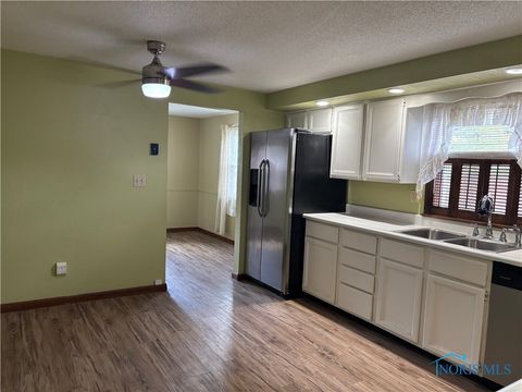 Tiny photo for 202 Wilson Street, Defiance, OH 43512 (MLS # 6136467)