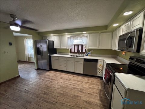 Tiny photo for 202 Wilson Street, Defiance, OH 43512 (MLS # 6136467)