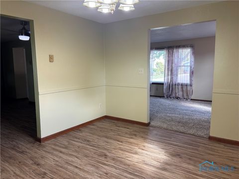 Tiny photo for 202 Wilson Street, Defiance, OH 43512 (MLS # 6136467)