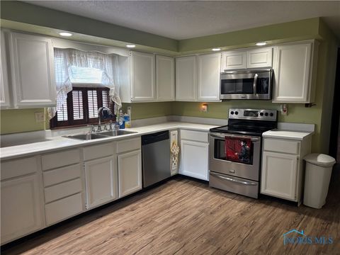 Tiny photo for 202 Wilson Street, Defiance, OH 43512 (MLS # 6136467)